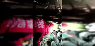 Saatler sonra enkazdan çıkarılan adamın 'Allah razı olsun' diyerek teşekkür etmesi duygulandırdı