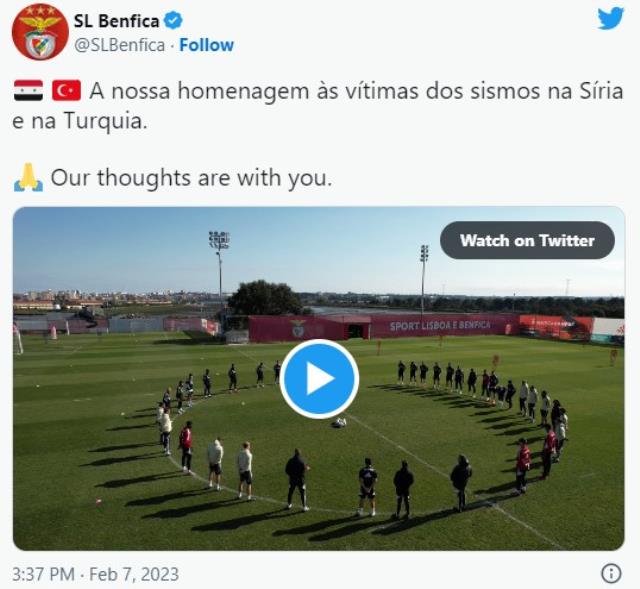 Avrupa devi Benfica, antrenman öncesinde depremde hayatını kaybedenler için saygı duruşunda bulundu