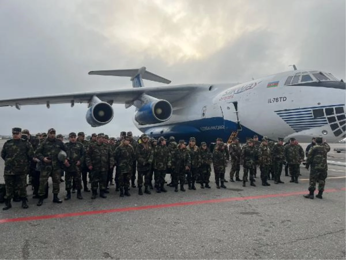 Azerbaycan\'ın sahra hastanesi bulunan ikinci yardım uçağı yola çıktı