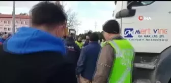 Bina boşluğuna düşen itfaiye eri yaralandı