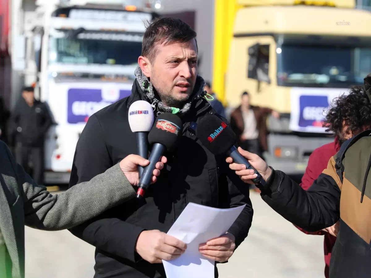 Çerkezköy Belediyesi\'nin 5 Yardım Tırı Deprem Bölgesine Doğru Yola Çıktı