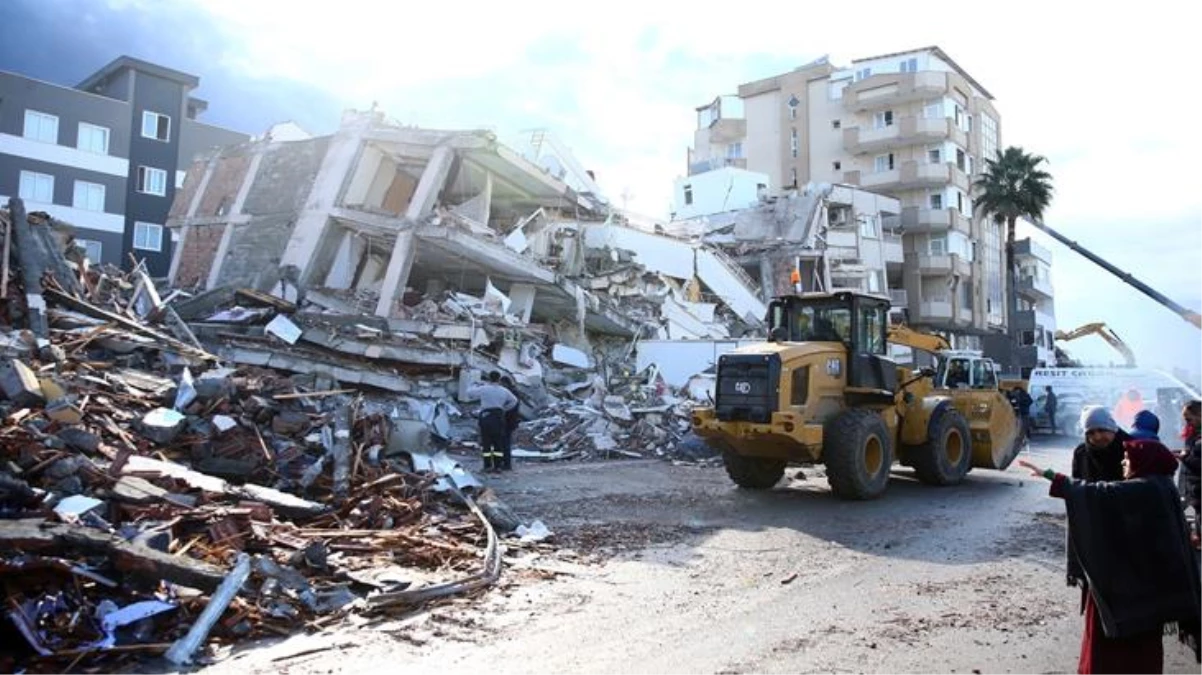 Depremden etkilenen Hatay, Adıyaman ve Kahramanmaraş\'a 48 saat süreyle özel araç girişi durduruldu