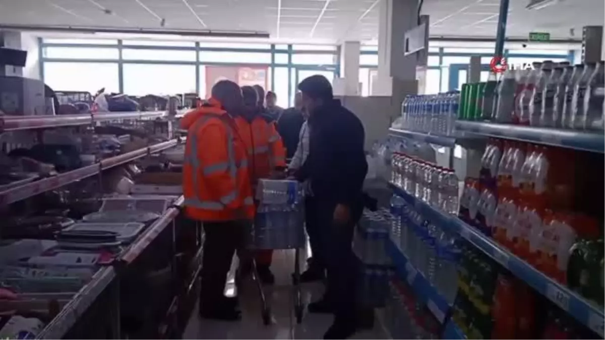 Demiryolu çalışanlarından deprem bölgesine yardım