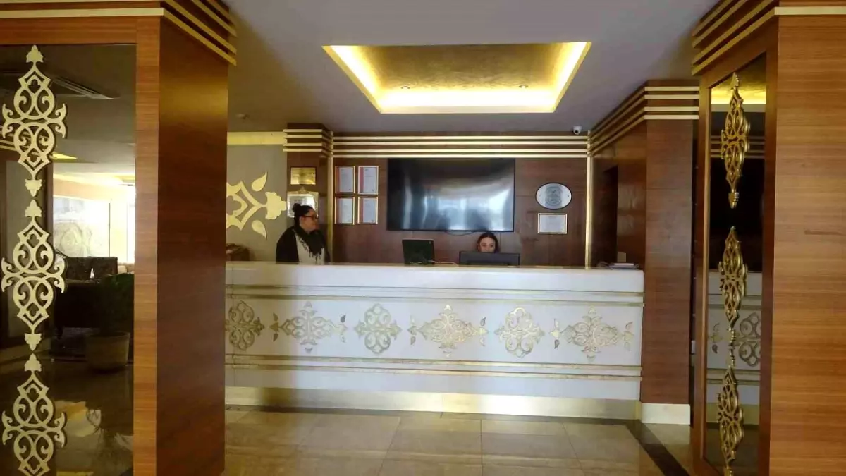 Depremden etkilenen vatandaşlar için Marmaris otelleri kapılarını açtı