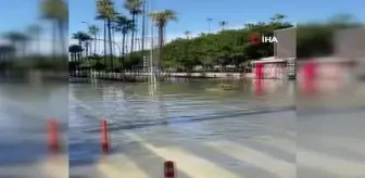 Depremin vurduğu İskenderun'da deniz seviyesi yükselmeye başladı