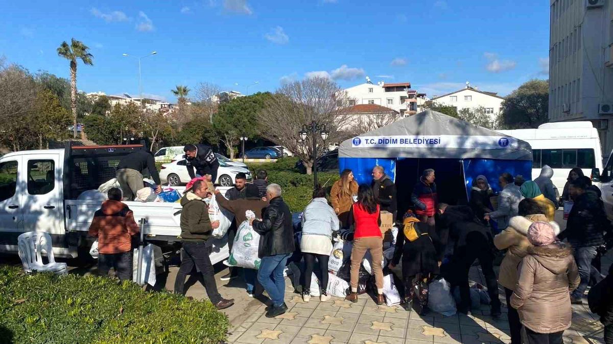 Didim\'den Deprem Bölgesine Yardım Eli