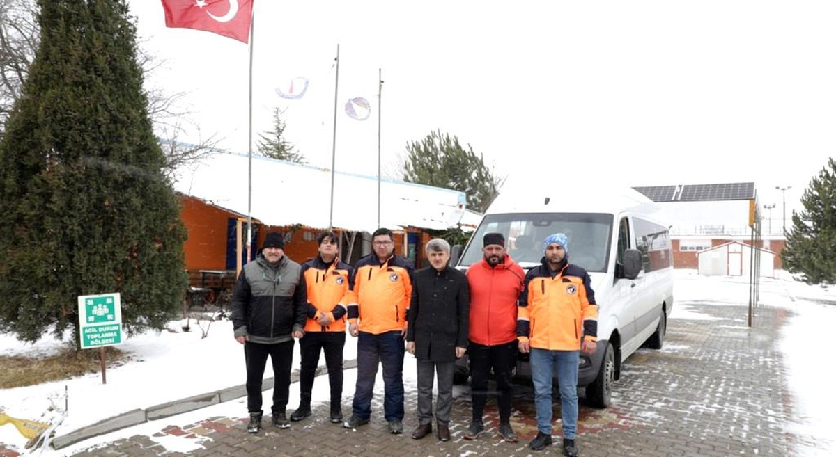DPÜ-AKUK deprem bölgesi yolunda