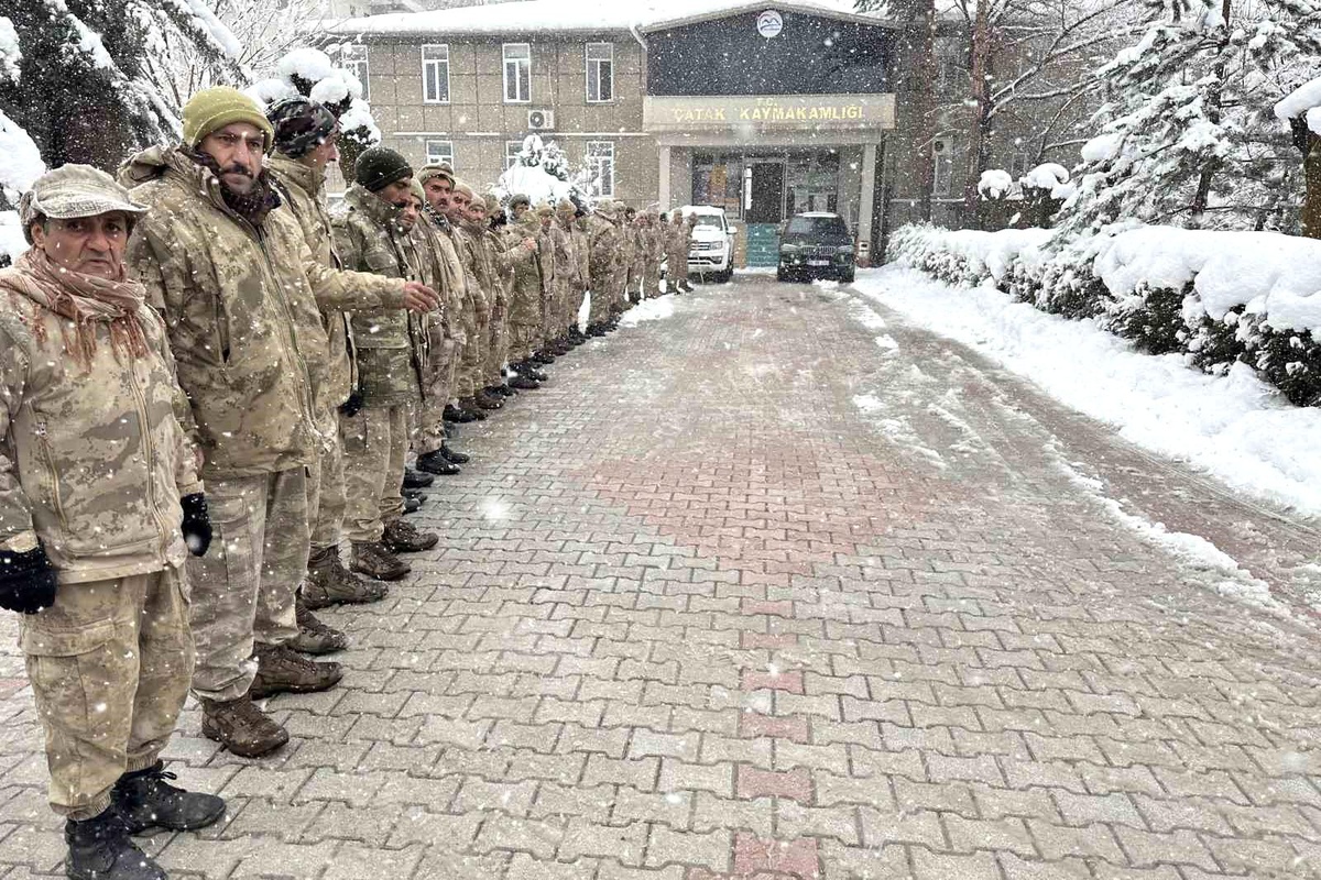 Güvenlik korucuları deprem bölgesine sevk edildi