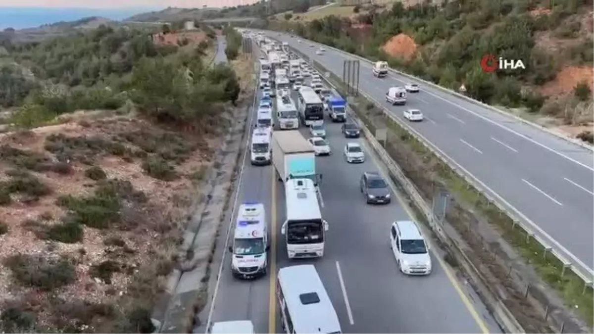 Hatay'da ambulansların biri geliyor biri gidiyor