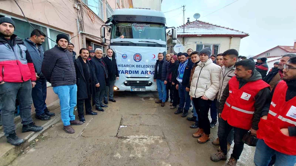 Hisarcık\'tan iki yardım tırı deprem bölgesine yola çıktı
