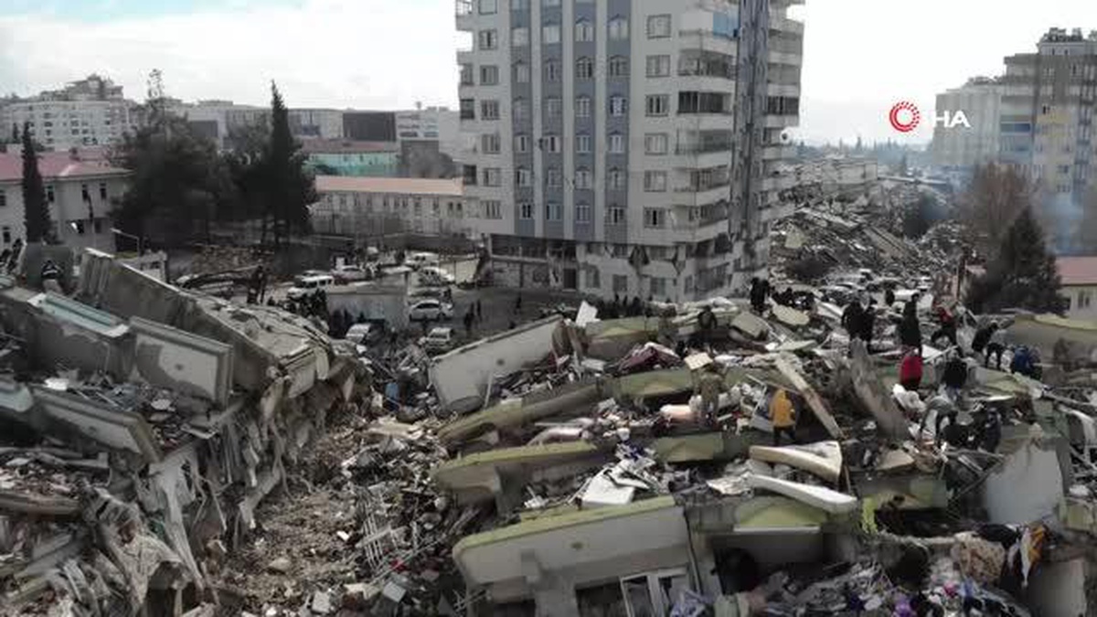 Kahramanmaraş\'ta umutlu bekleyiş devam ediyor