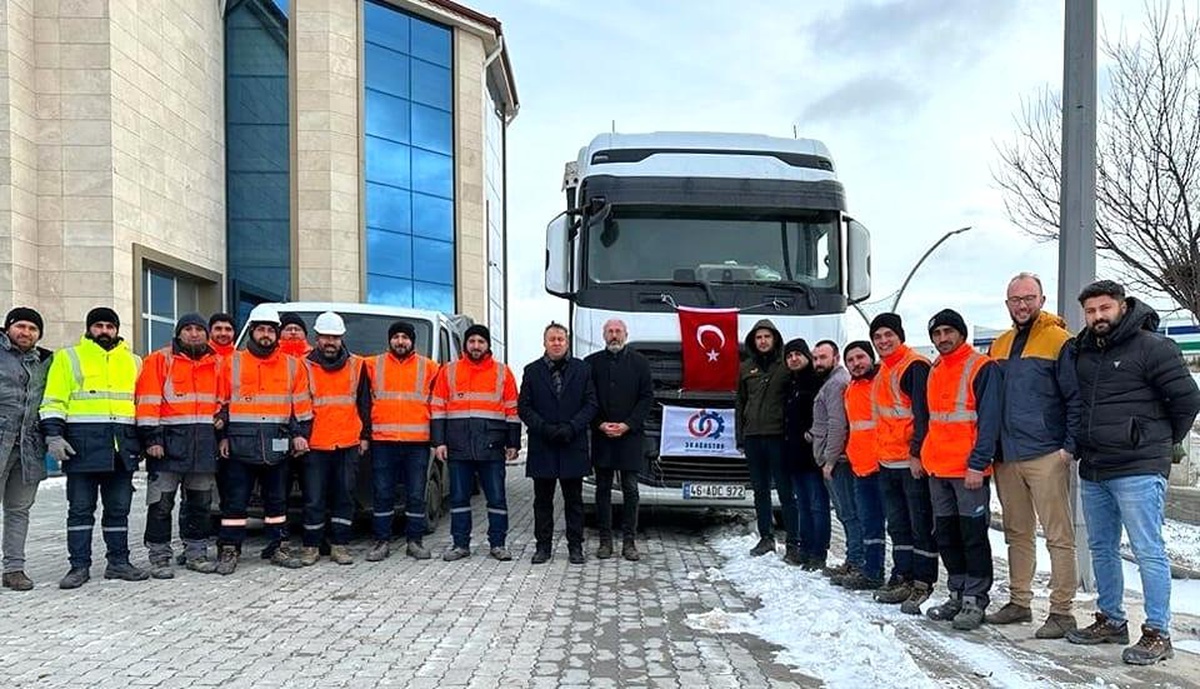Kütahya 30 Ağustos OSB\'den deprem bölgesine ihtiyaç malzemesi