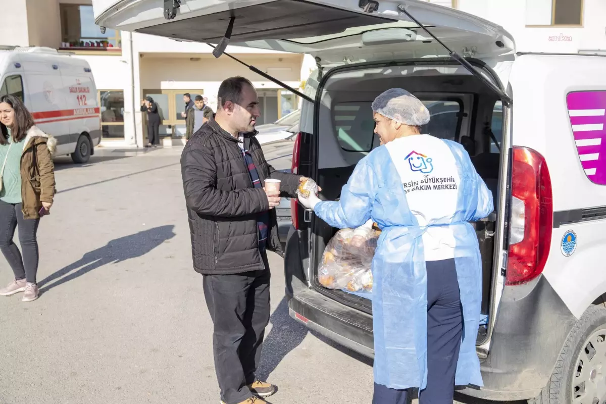 Mersin Büyükşehir Ekipleri, Depremden Etkilenen Mersinlilere Destek İçin Sahada