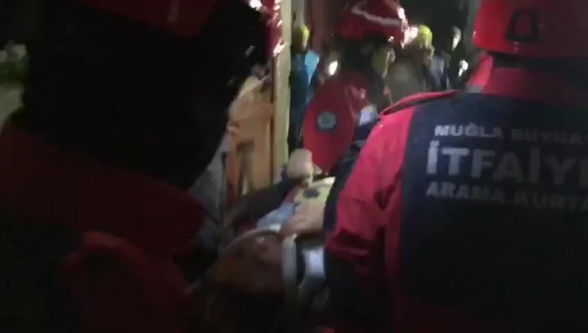 Muğla Büyükşehir Belediyesi Ekipleri, Hatay\'da Enkazın Altından 15 Kişiyi Sağ Çıkardı