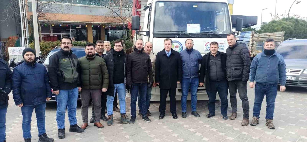 Turgutlu\'dan depremzedelere sıcak yemek dağıtımı için araçlar yola çıktı