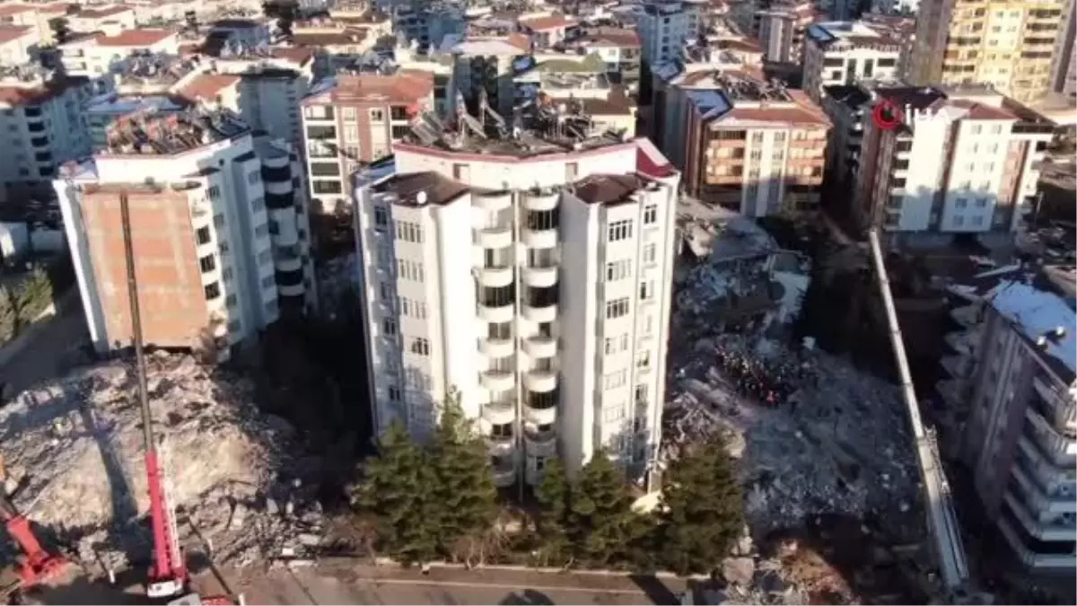 3 ayrı enkaz böyle görüntülendi