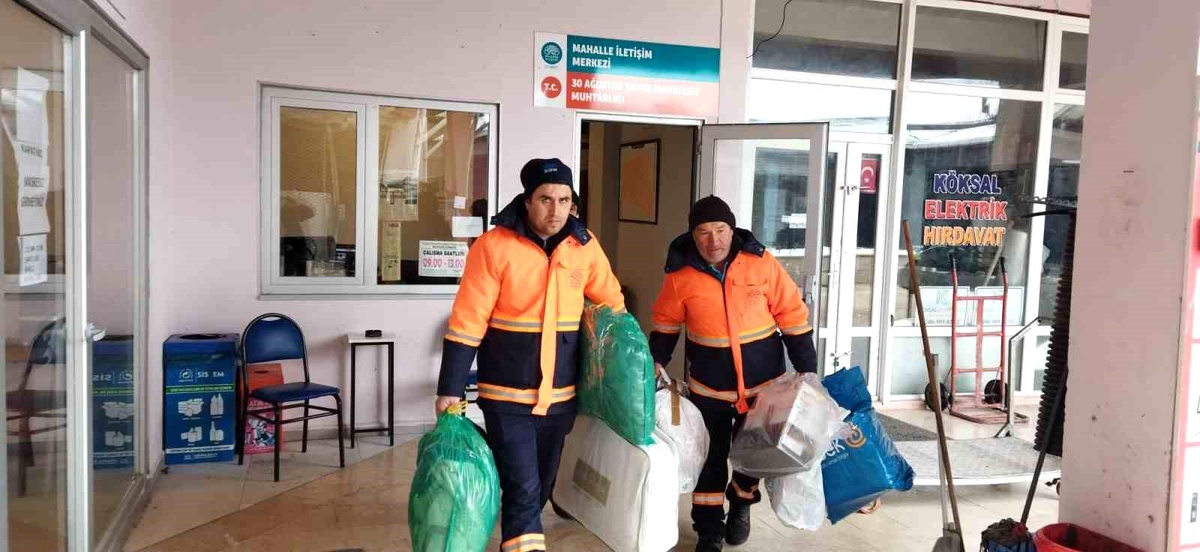 30 Ağustos Zafer Mahallesi\'nden deprem bölgesine yardım eli