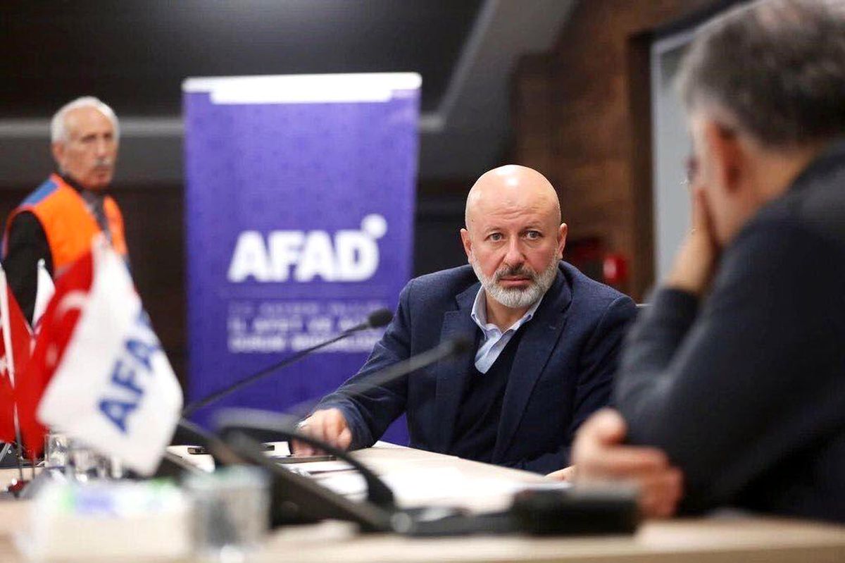 Başkan Çolakbayrakdar; "Devletimiz ve belediyemiz tüm imkanlarıyla seferberlik halinde"