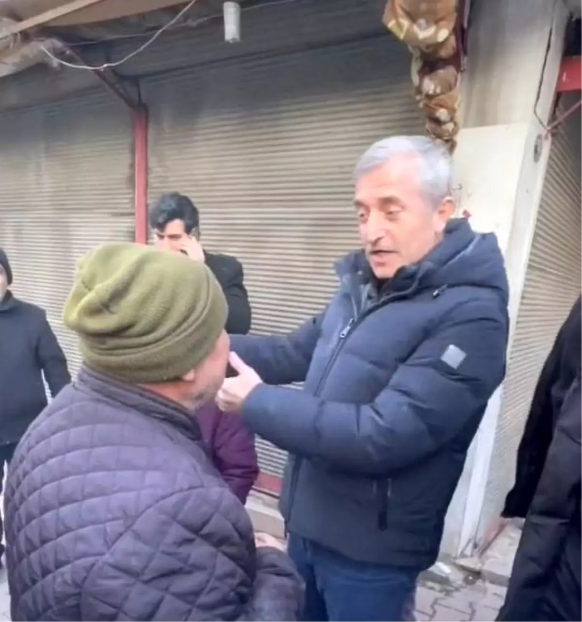 Belediye başkanı fırınını açmayanlara bir daha açılmama talimatı verdi