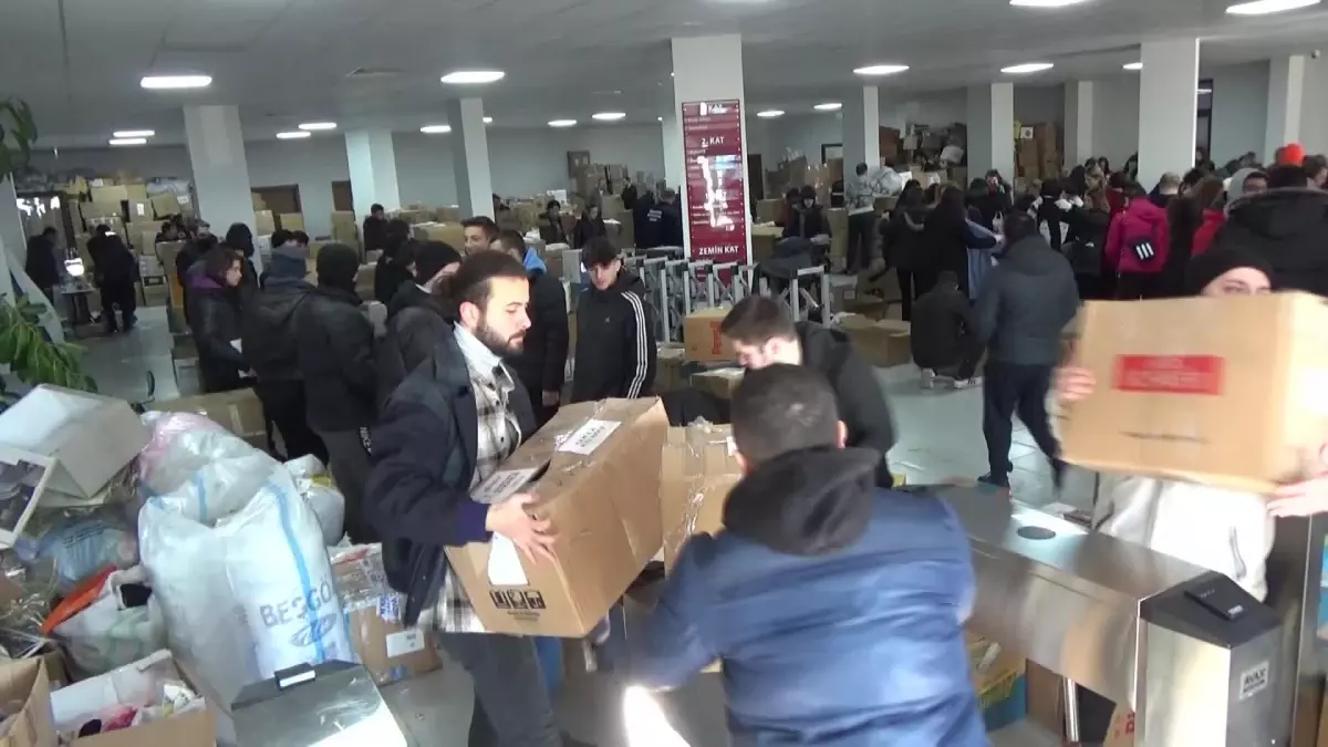 Edirnelilerin Deprem Bölgesine Yardımları Devam Ediyor