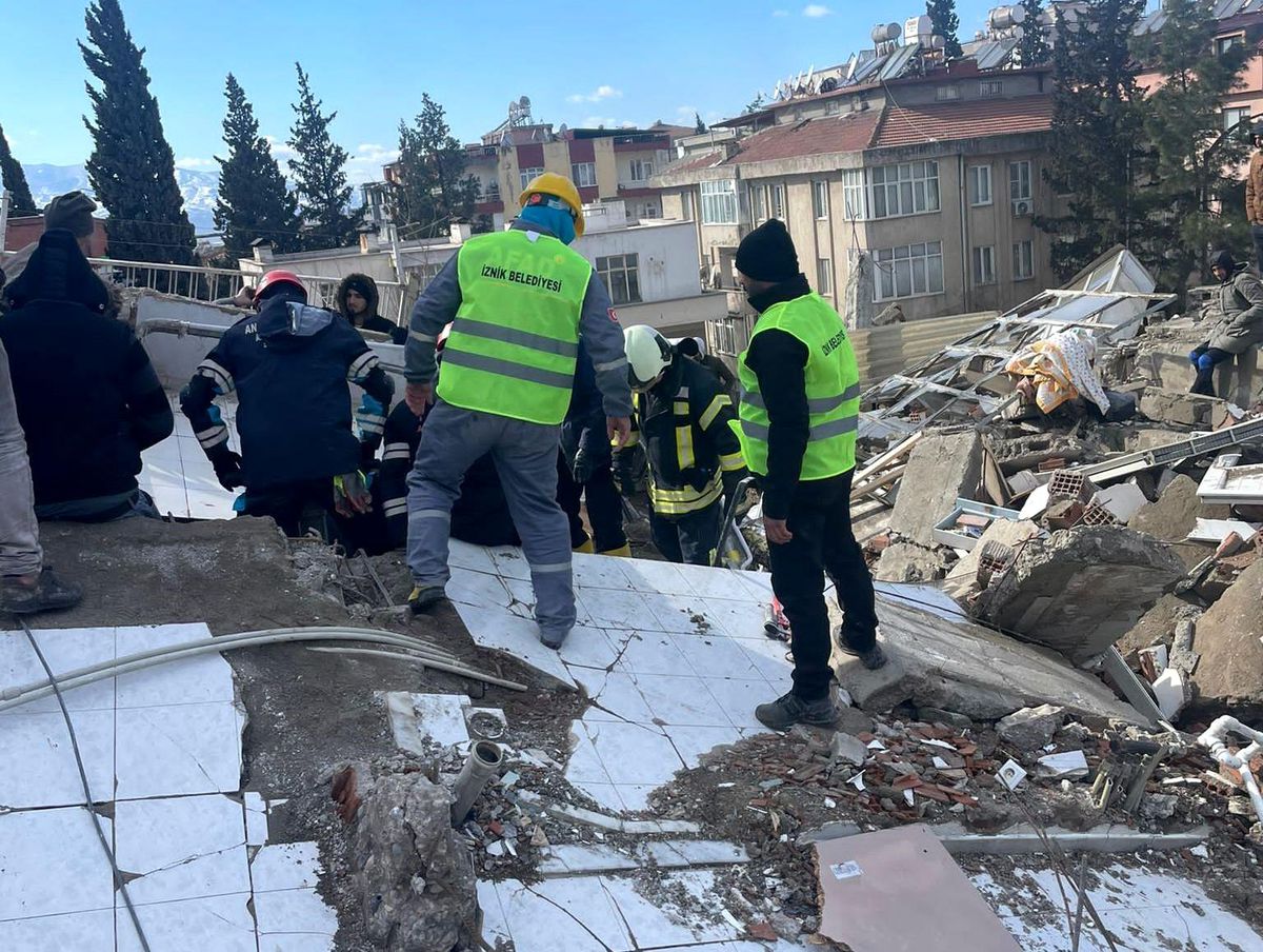 Ekipler 41 saat sonra küçük Yağmur\'a ulaştı