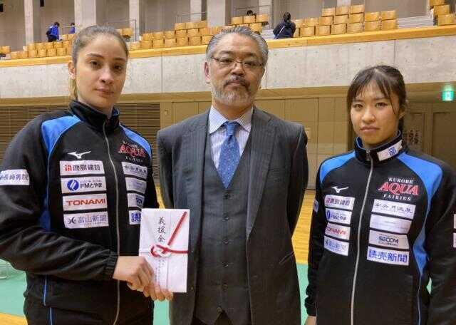 Kulübü, Türkiye için yardım topladı! Japonya'da oynayan milli voleybolcumuz Tuğba Şenoğlu gözyaşlarına boğuldu