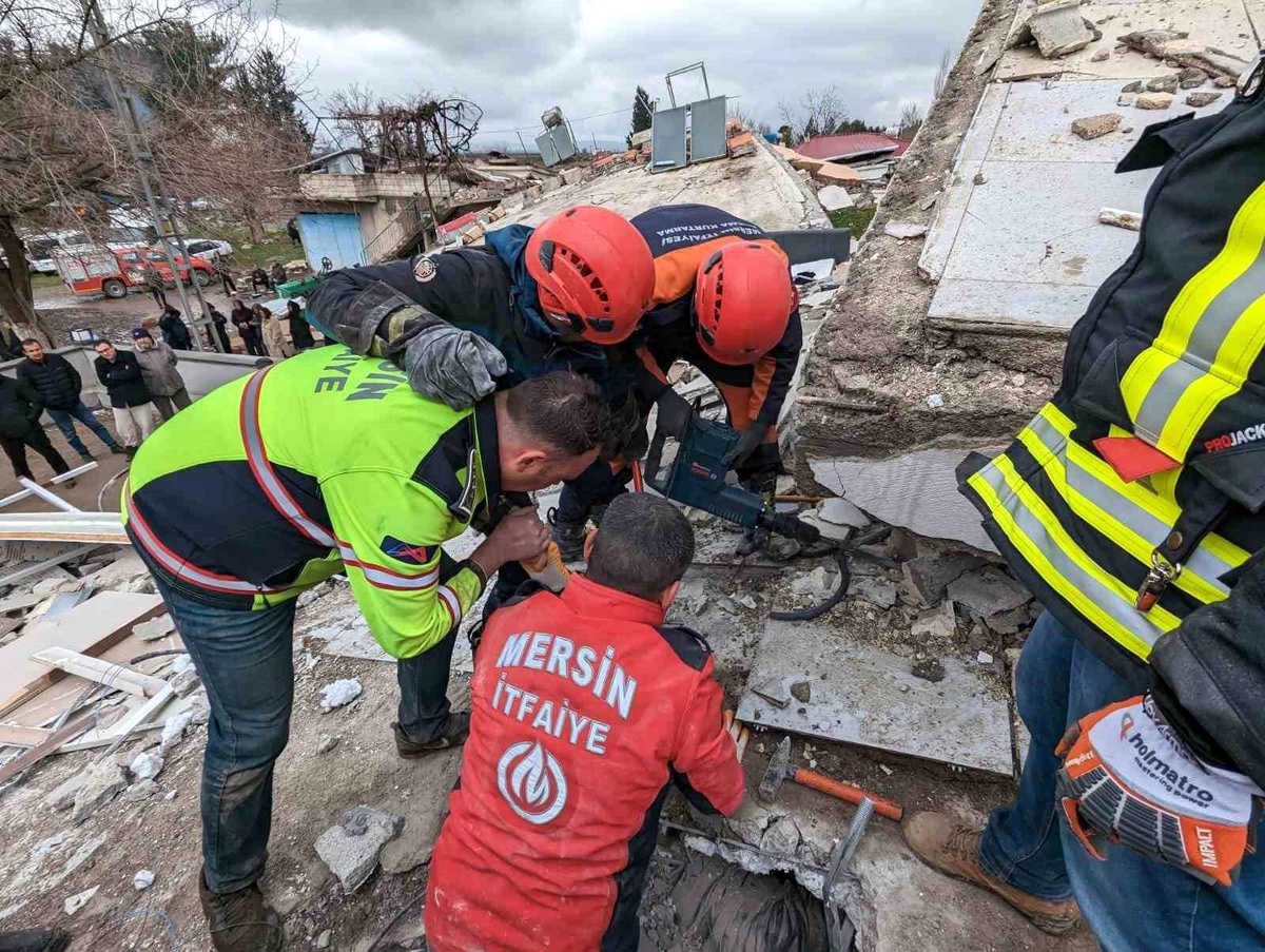 Mersin, Deprem Bölgesine Destek İçin Tek Yürek Oldu