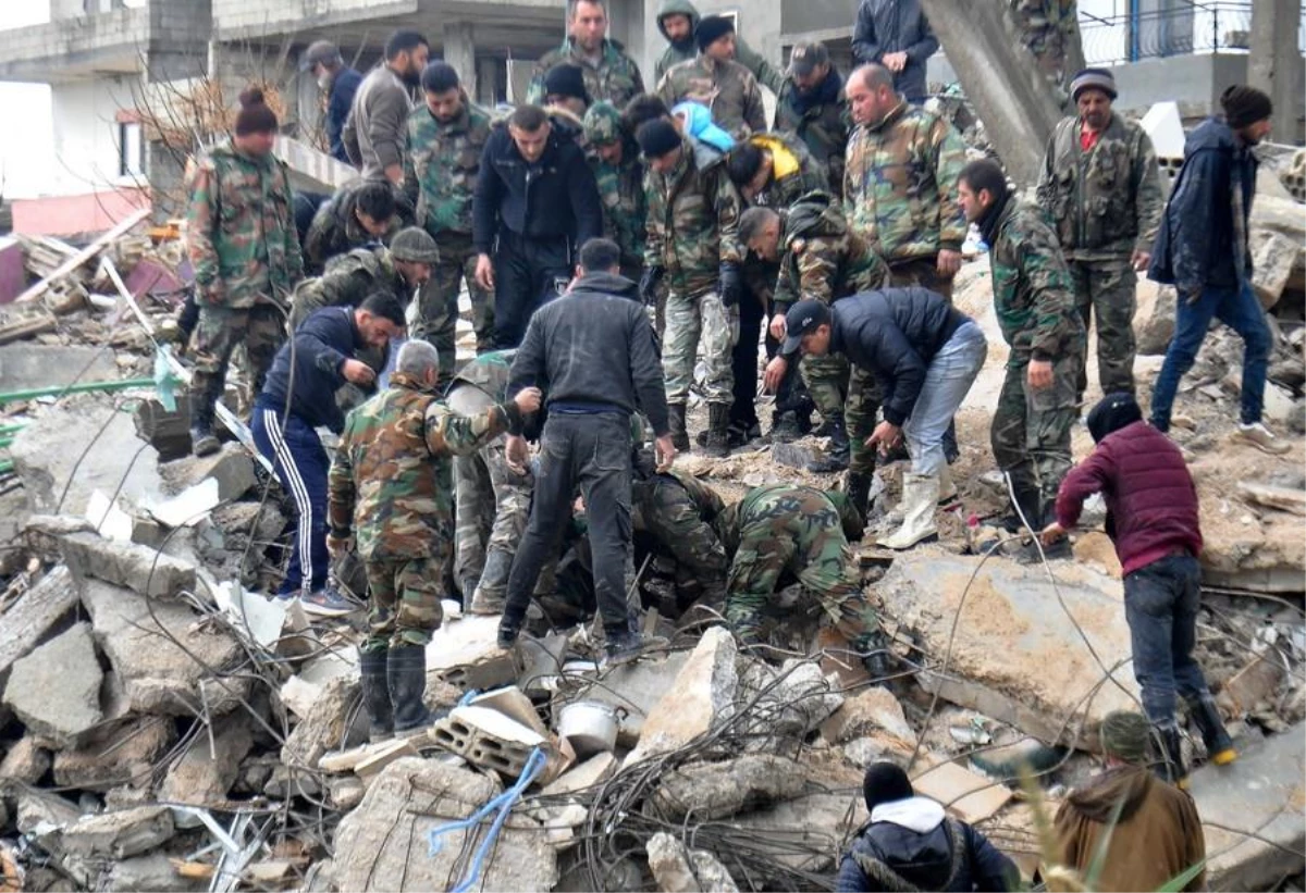 Suriye Kızılayı, Depremin Ardından ABD\'nin Suriye\'ye Yönelik Yaptırımlarını Kaldırmasını İstedi