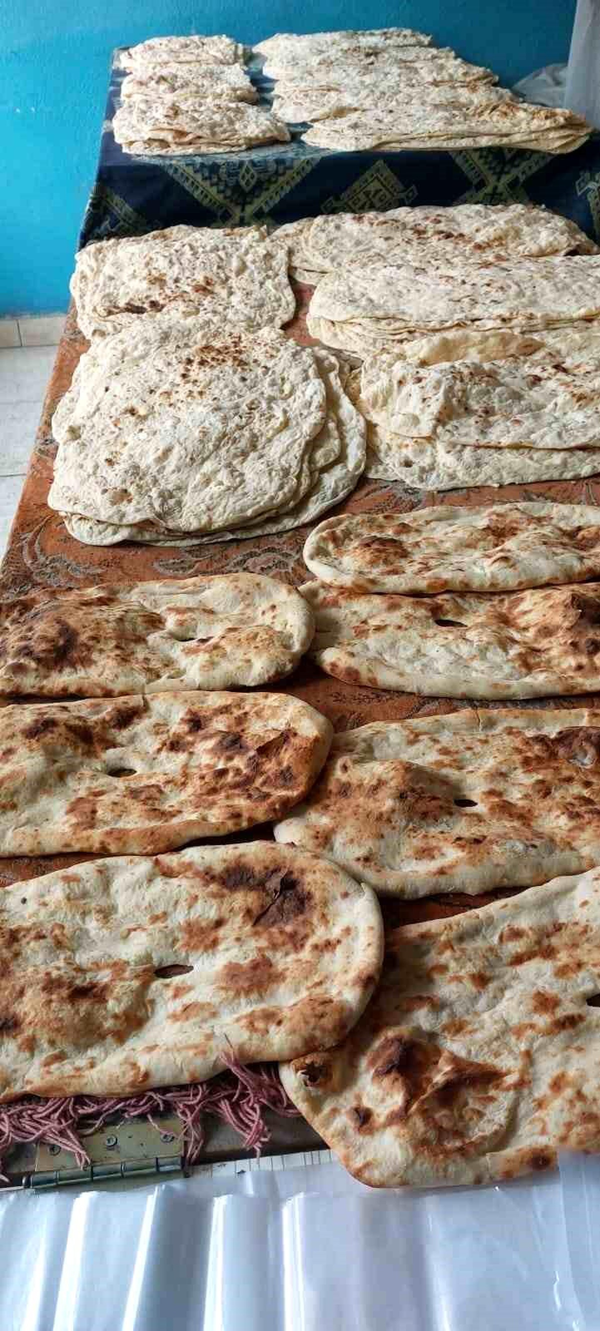 Ağrı\'da tandırlar depremzedeler için yakıldı