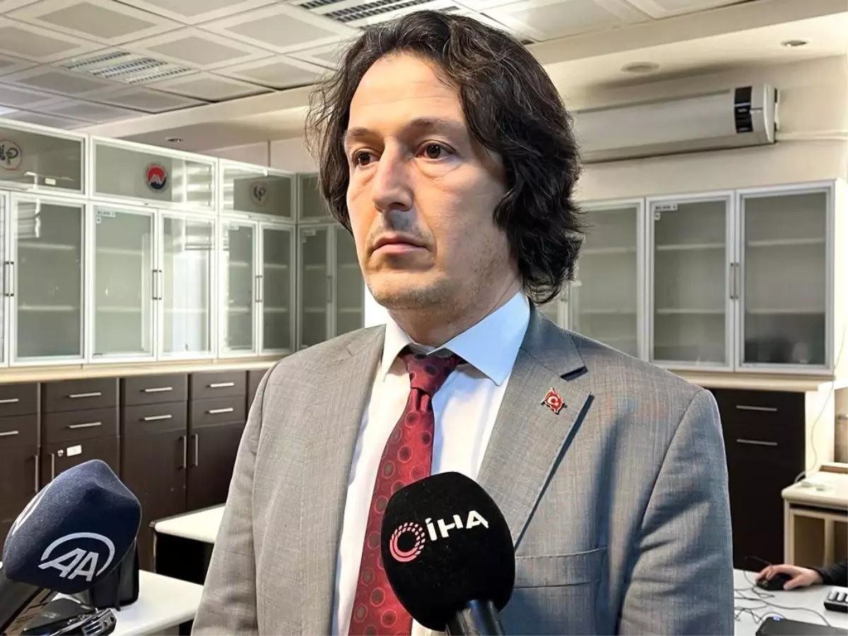 Ankara\'ya gelen depremzedelerden bilgi alınabilmesi için çağrı merkezi kuruldu