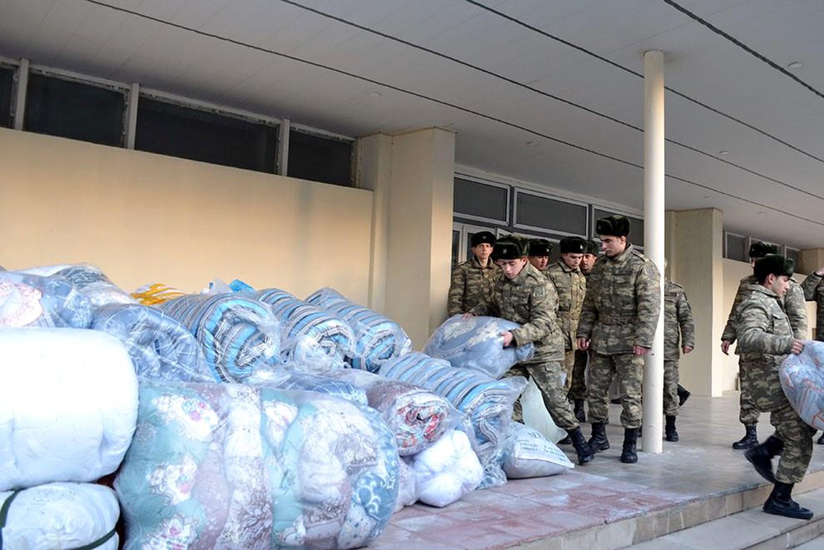 Azerbaycan Savunma Bakanlığından Türkiye\'ye yardım