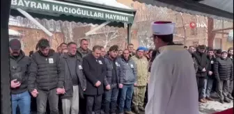 Depremde göçük altında kalan Uzman Er Serdar Zehir, baba ocağında toprağa verildi