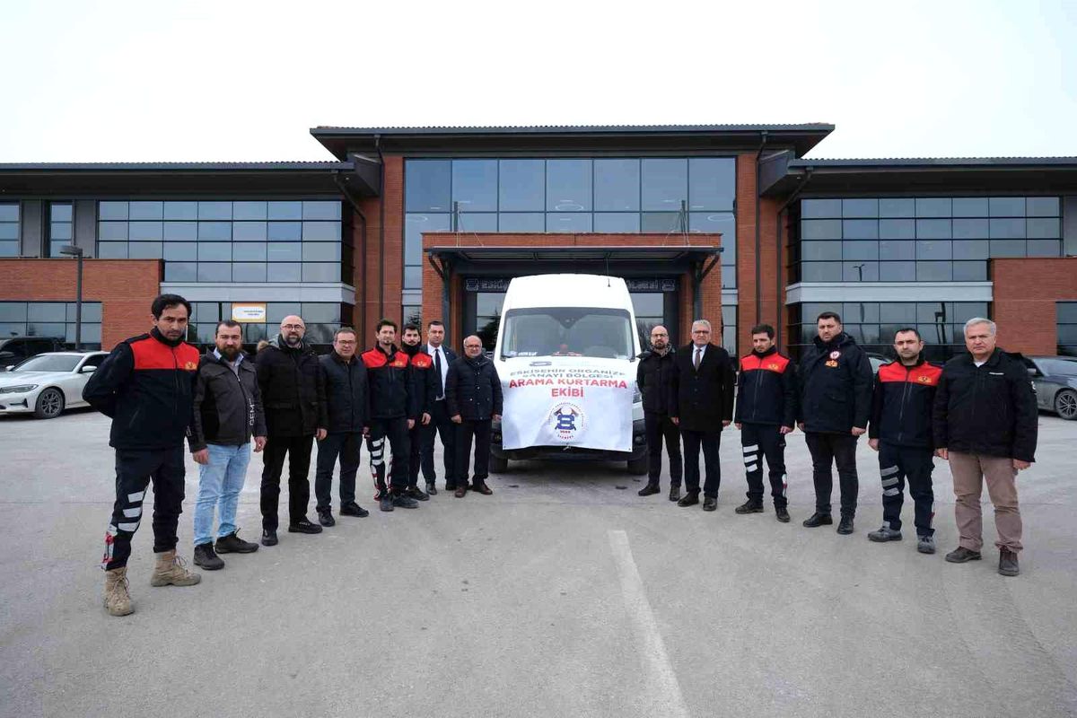 Eskişehir OSB\'nin ikinci arama kurtarma ekibi yola çıktı