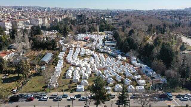 Gaziantep'te 30 bin ailenin barınacağı çadır kent kuruluyor