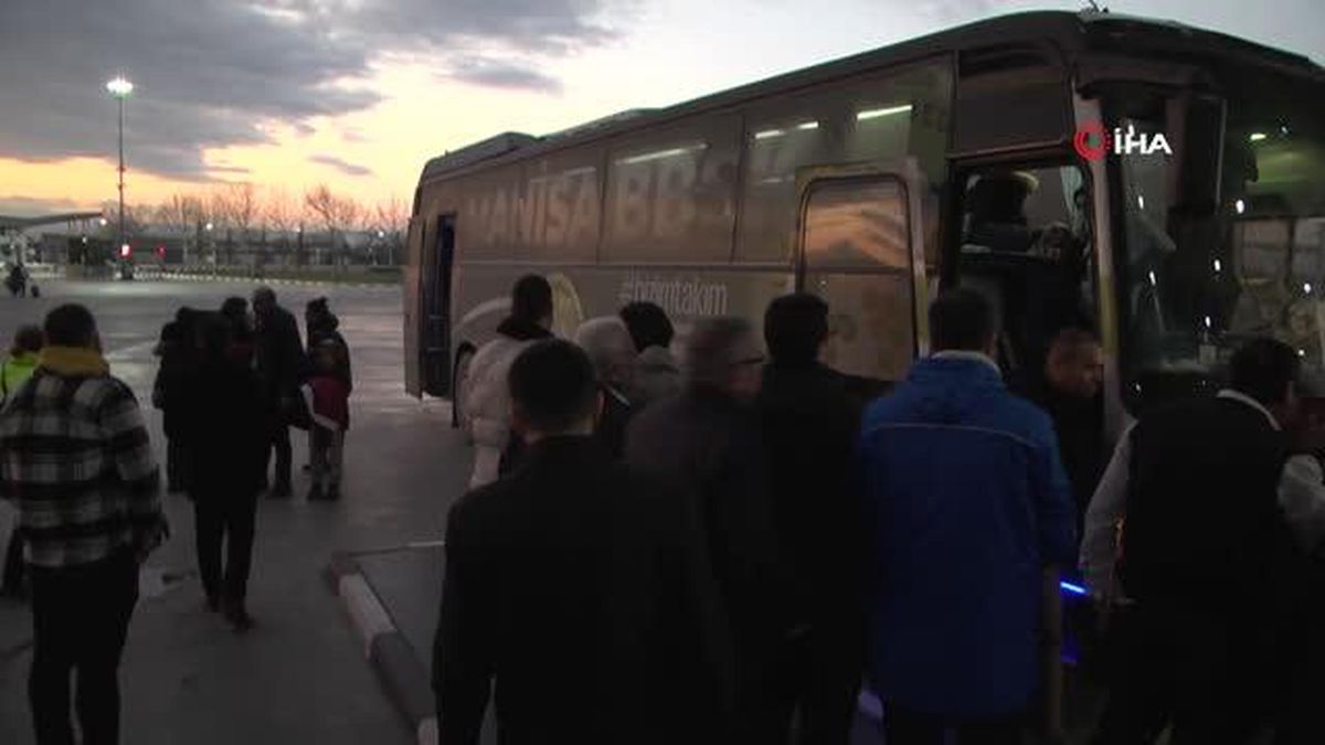 İlk depremzede kafilesi Manisa'ya ulaştı