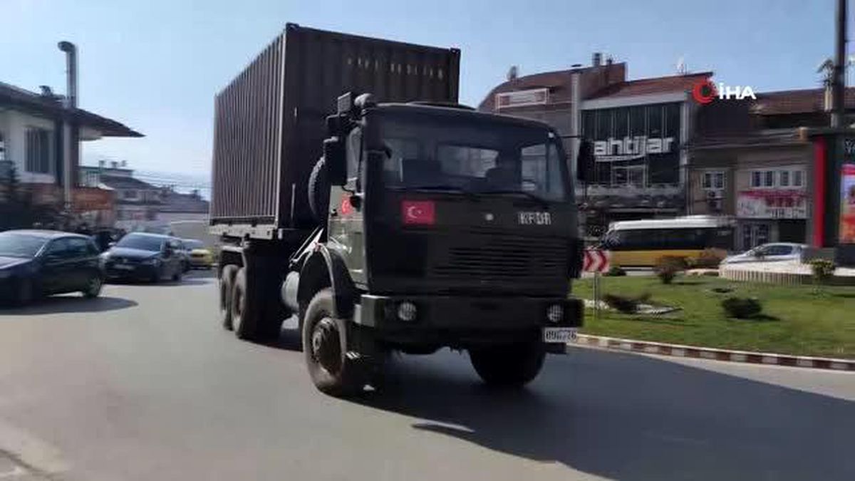 Kosova'dan Türkiye'ye yardım taşıyan konvoy yola çıktı