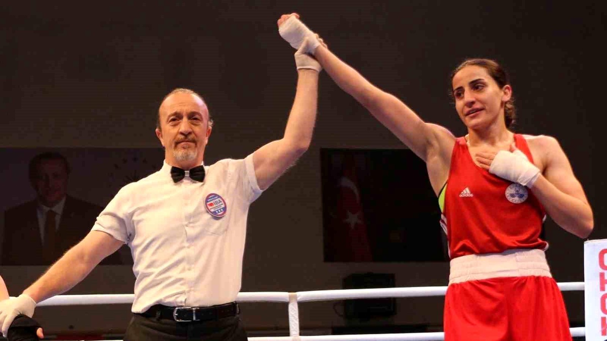 Milli boksör Gizem Özer\'in teyzesi, depremde yaşamını yitirdi
