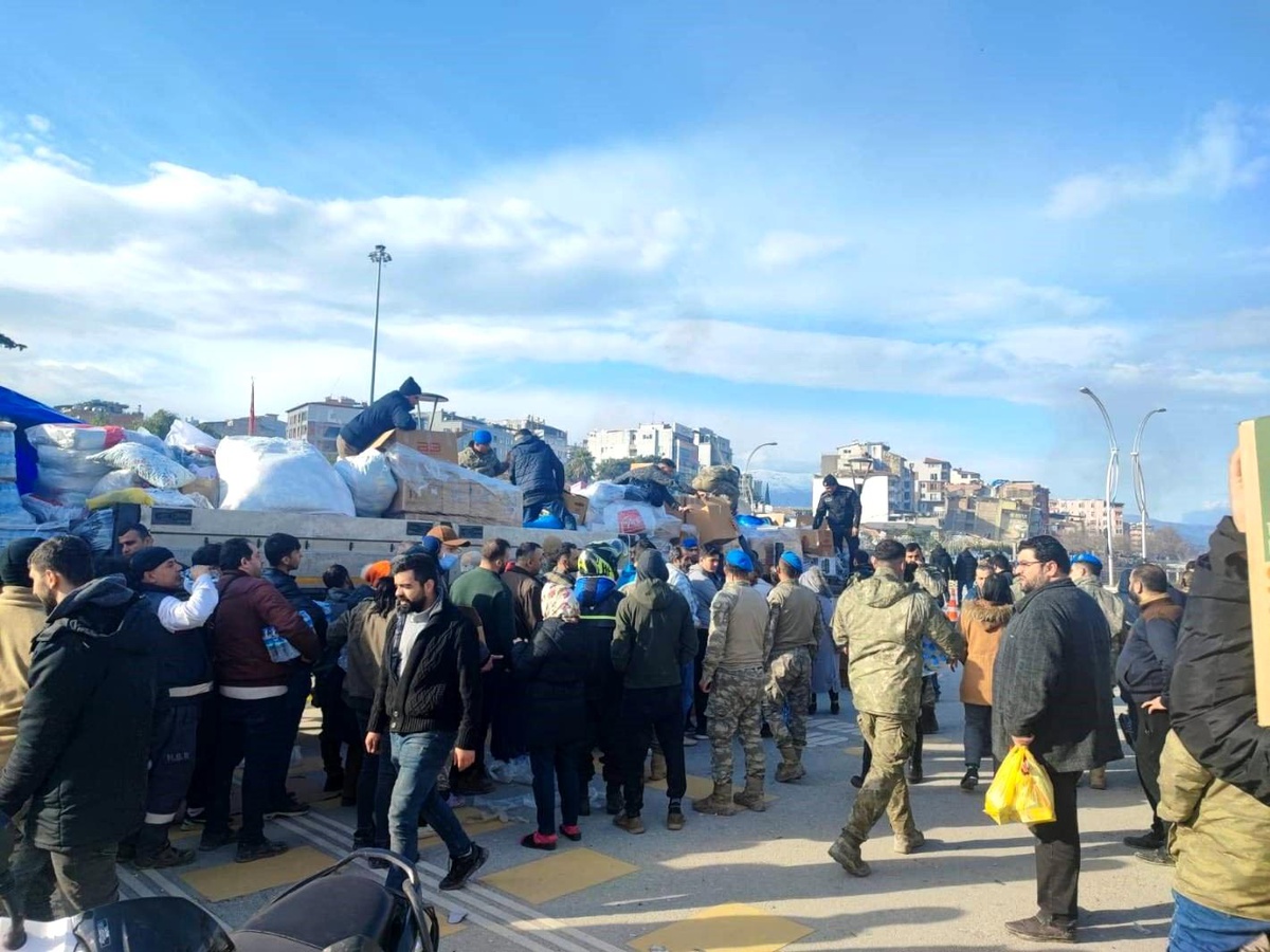 MSB: "Komando Tabur Komutanlığımız erzak dağıtımına devam ediyor"
