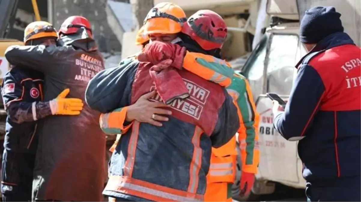 Son dakika: 10 ili kapsayan OHAL tezkeresi Meclis\'ten geçti! İşte deprem bölgesinde değişecekler
