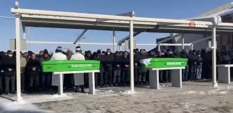 Anne ve oğul yan yana toprağa verildi