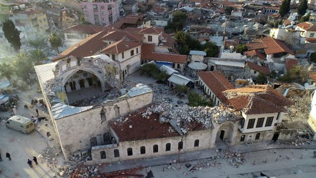 Antakya'daki 14 asırlık Habib-i Neccar Camisi depremde yıkıldı Antakya'daki 14 asırlık Habib-i Neccar Camisi depremde yıkıldı