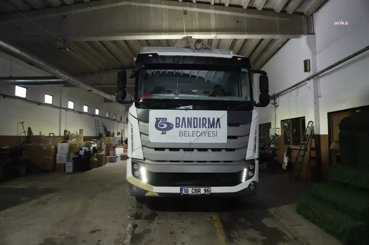 Bandırma\'da Depremzedeler İçin Başlayan Seferberlik Sürüyor