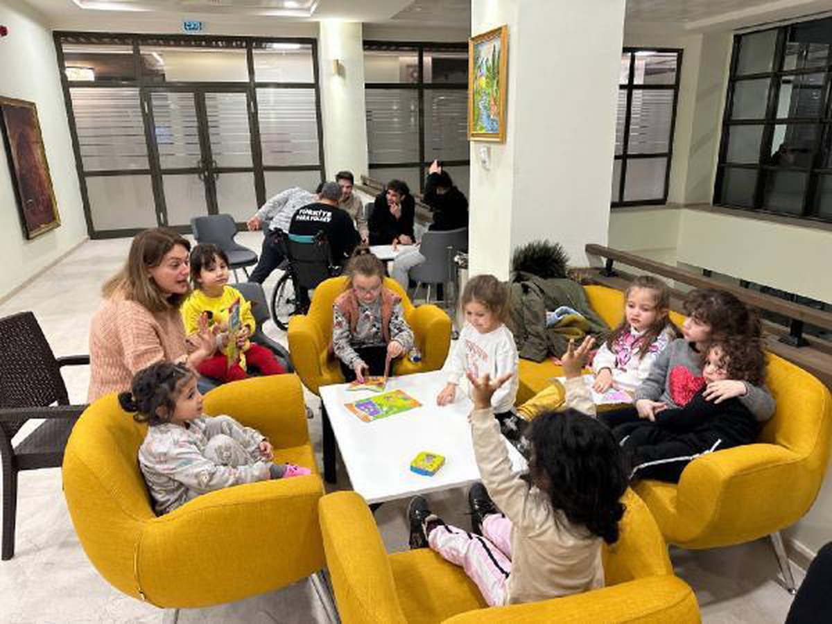 Depremzede şehit yakınları ve gaziler, Gazi Uyum Evi\'ne yerleştirildi