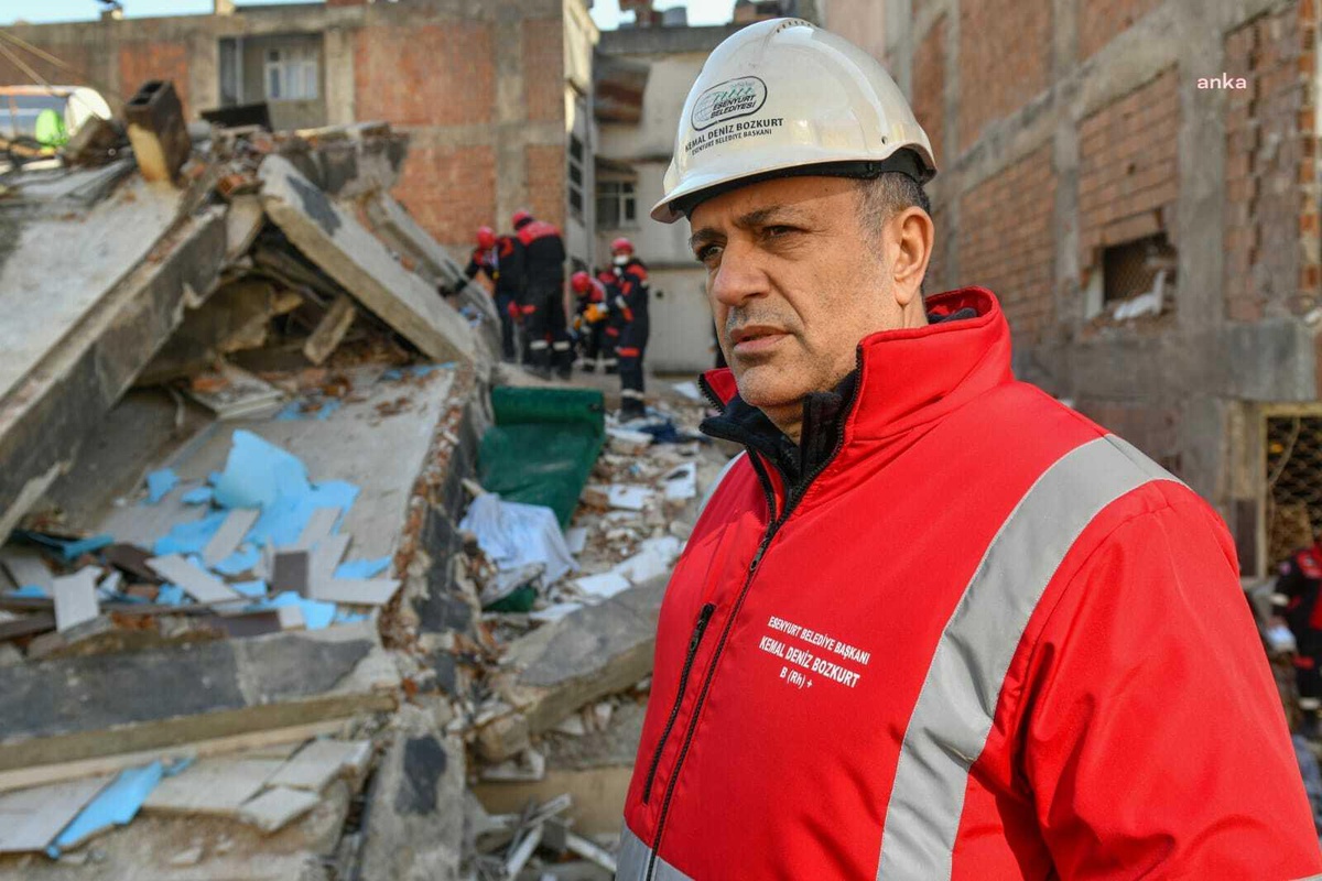 Esenyurt Belediye Başkanı Bozkurt, Deprem Bölgesinde: "Bir Gönül Köprüsü Kurduk"