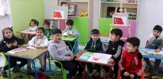 Gürcistanlı miniklerden depremzedelere destek