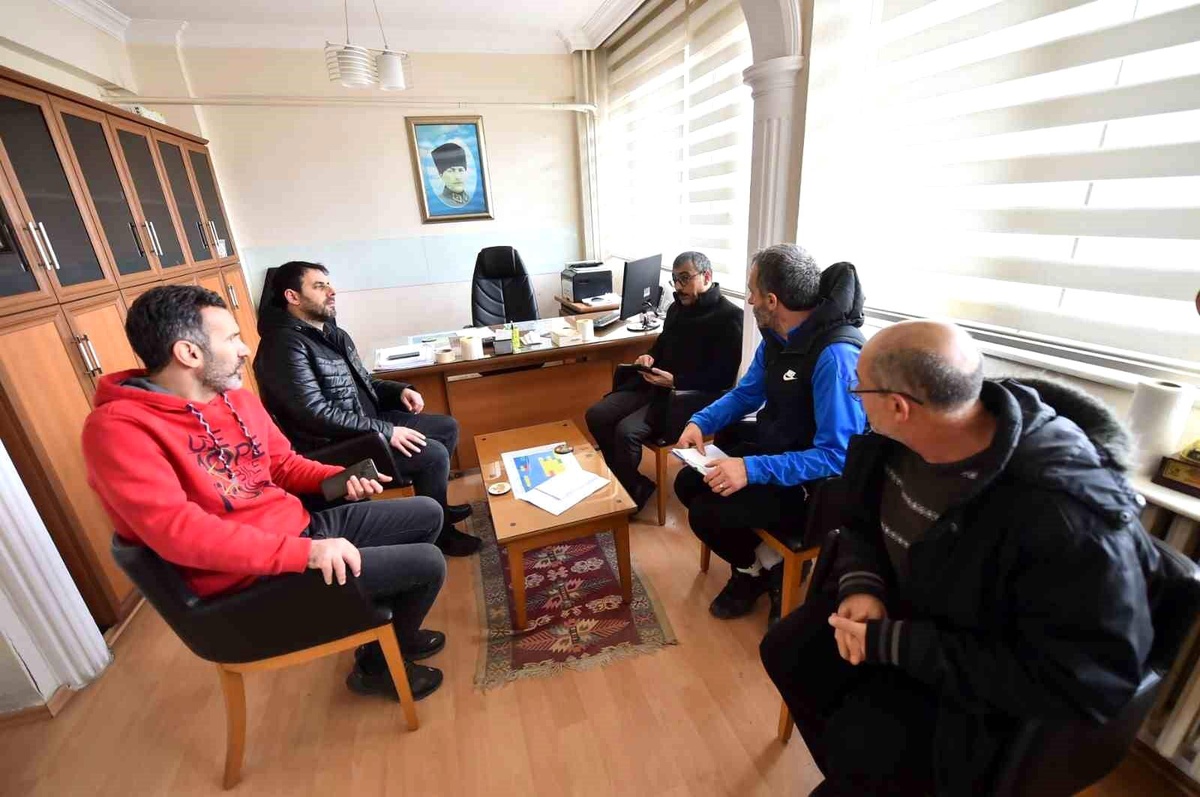 Depremzedeler için hazırlanan tesise deprem bölgesinden gelen vatandaşlar yerleştirildi