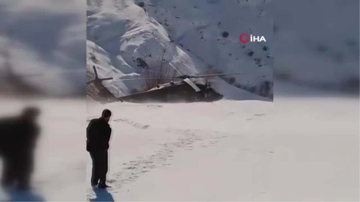 Kar nedeniyle ulaşıma kapanan köylere helikopter ile gıda desteği