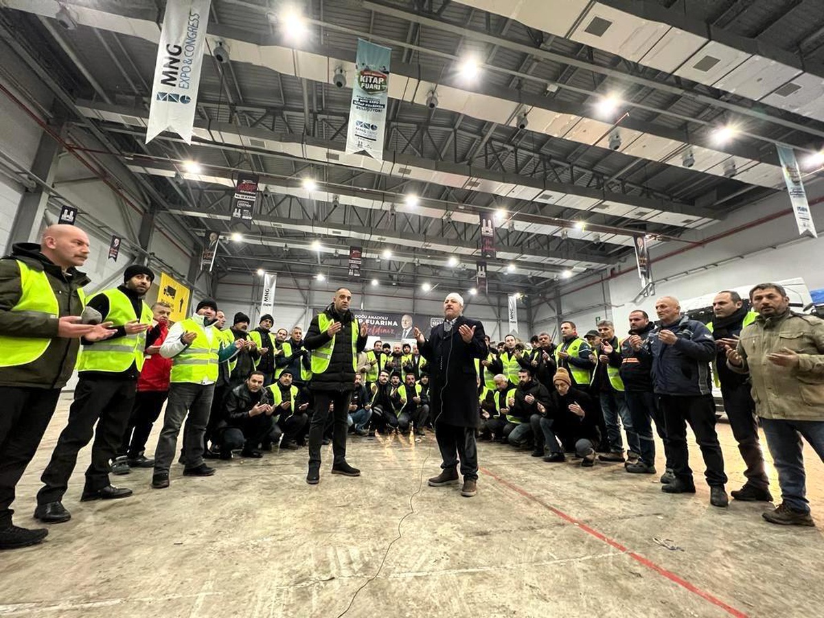 MHP\'nin yardım konvoyu yola çıktı