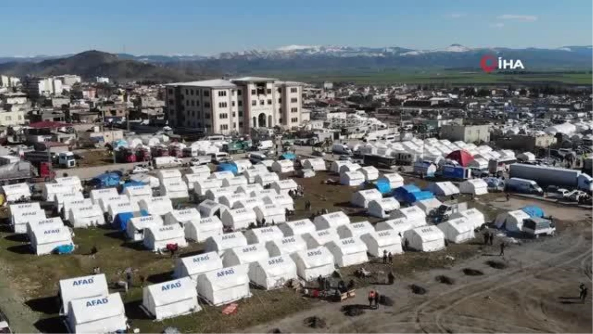 Nurdağı\'nda kurulan çadır kent böyle görüntülendi