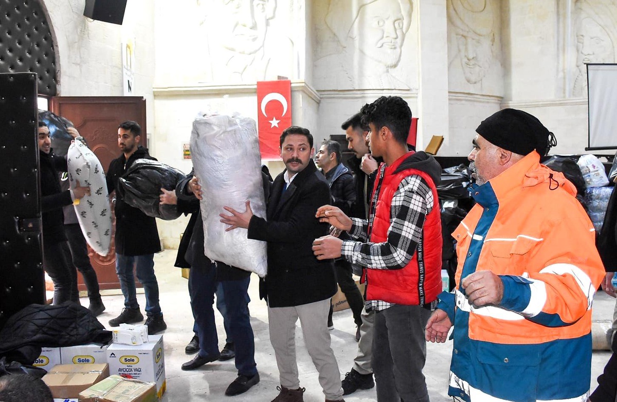 Nusaybin\'den 124 tır yardım deprem bölgelerine gönderildi